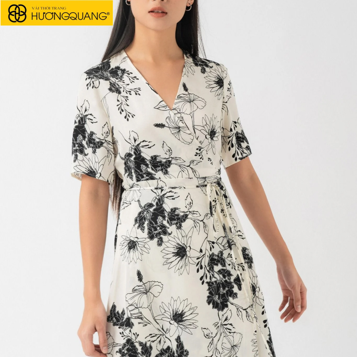 Top 7 Mẫu Trang Phục Vải Satin Sang Trọng Cho Các Dịp Đặc Biệt