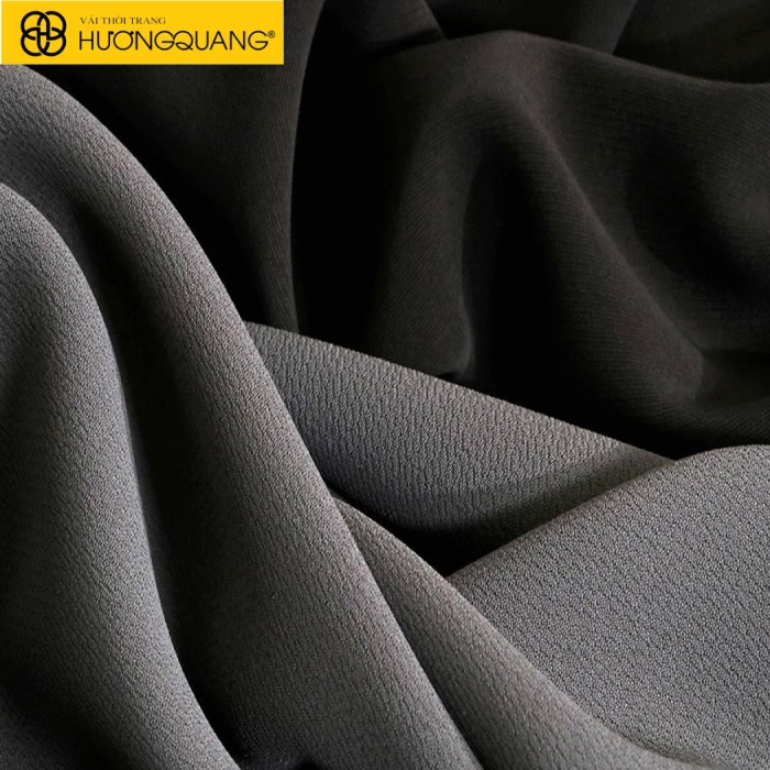 Nếu bạn đang tìm kiếm một loại vải vừa sang trọng vừa bền bỉ, vải Double Silk chính là một trong những lựa chọn hàng đầu. Trong bài viết này, chúng ta sẽ cùng nhau so sánh vải Double Silk với vải Polyester, giúp bạn hiểu rõ hơn về đặc điểm, ứng dụng và lợi ích của từng loại vải. Liệu vải nào sẽ phù hợp hơn với nhu cầu của bạn? Hãy cùng khám phá để tìm ra câu trả lời cho câu hỏi này!