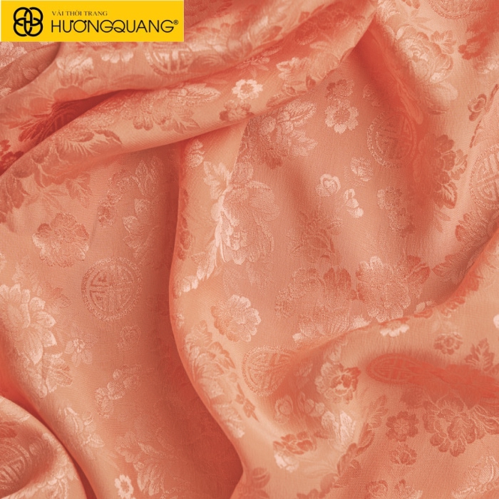 Tất Tần Tật Về Lụa Tơ Tằm Cao Cấp: Chất Liệu Không Thể Thiếu Trong Tủ Đồ Của Bạn