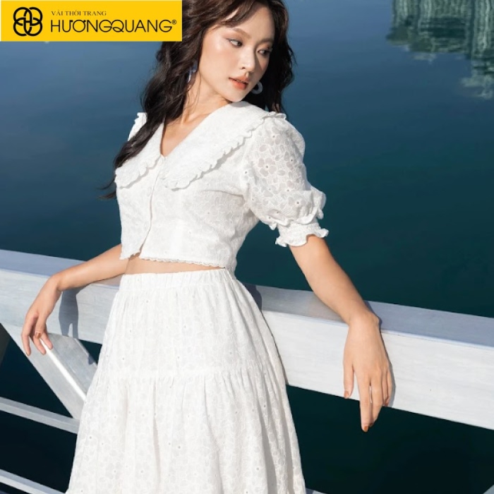 Những Xu Hướng Vải Ren Thêu Đang Làm Mưa Làm Gió Trong Mùa Thời Trang Năm Nay