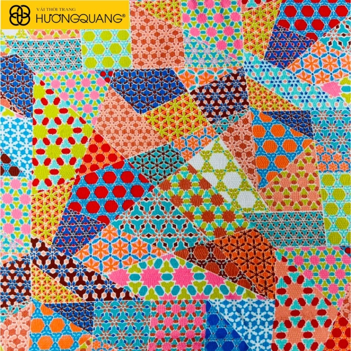 Mẹo bảo quản trang phục vải taffeta tơ mềm mại để luôn giữ form dáng đẹp