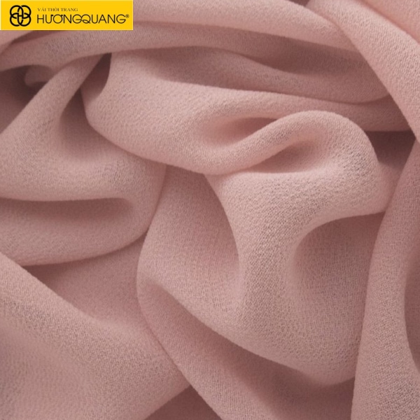 Satin crepe ứng dụng trong thiết kế thời trang cao cấp