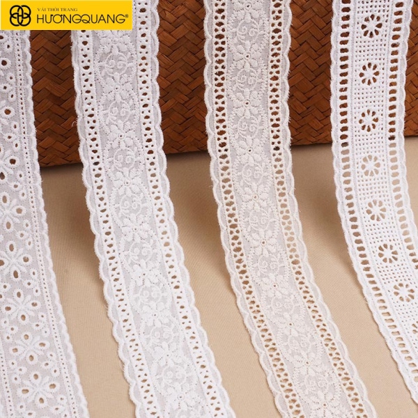 Chi tiết đường may váy sử dụng ren cotton cao cấp