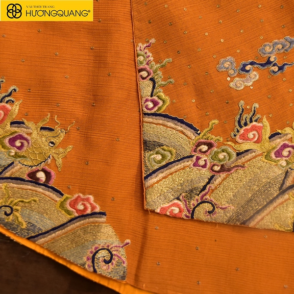 Vải gấm thêu tay cao cấp dành cho áo dài