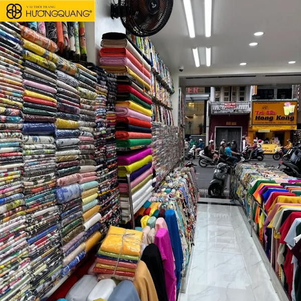 Váy may bằng satin bóng nhập khẩu