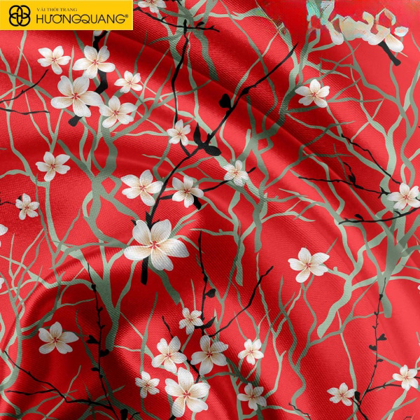 Vải lụa in hoa xuân rực rỡ ngày Tết