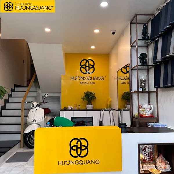 Showroom vải cao cấp Hương Quang tại TP.HCM