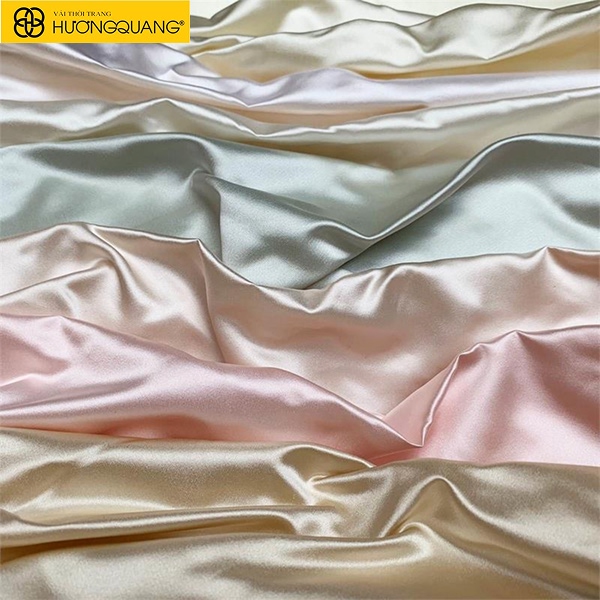 Vải satin lụa Ý cao cấp với bề mặt bóng mịn sang trọng