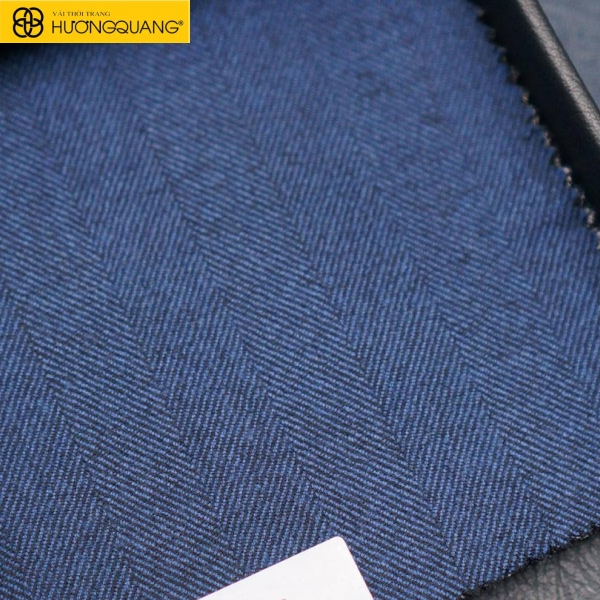 Bề mặt vải dệt thoi mịn và chắc chắn