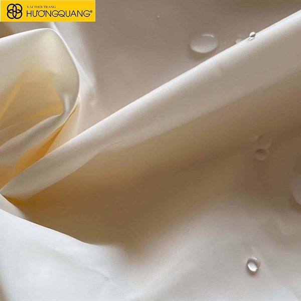 vai nylon nhanh kho nhe du lich