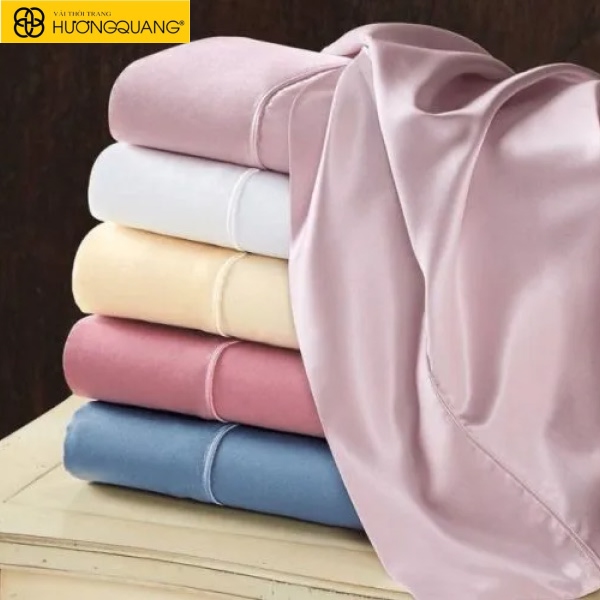 Áo dài màu pastel nhẹ nhàng trong mùa hè